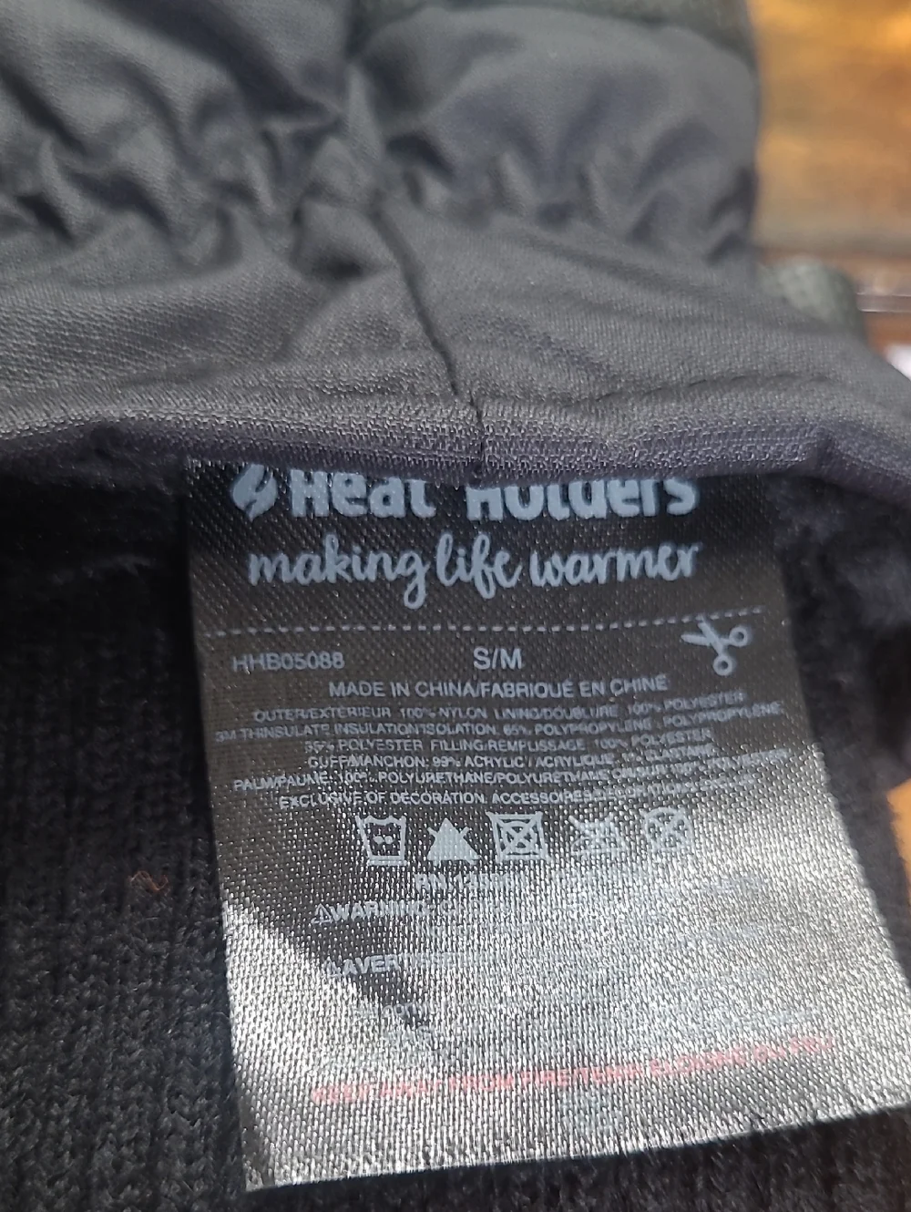 New with tag! Heat Holders Weaver Youth Small/Medium Black Winter Thermal Gloves